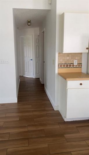 Image No.10-4 Bed Property for sale