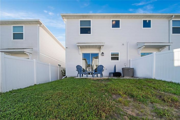 Image No.13-3 Bed Townhouse for sale