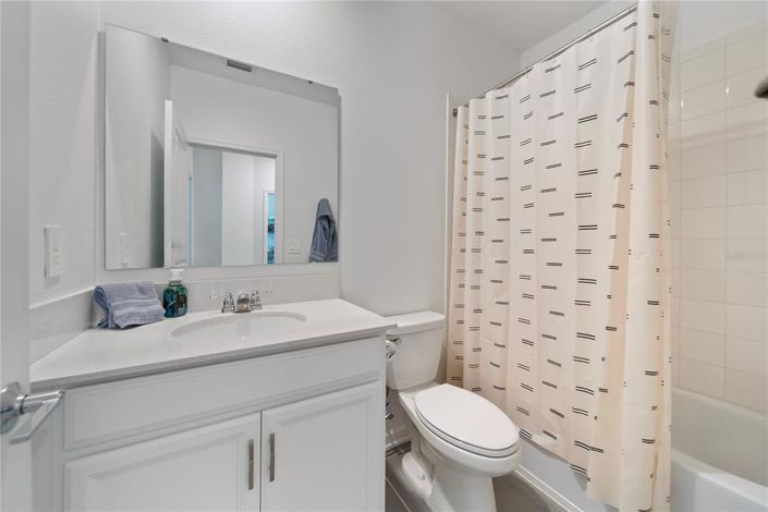 Image No.16-3 Bed Townhouse for sale