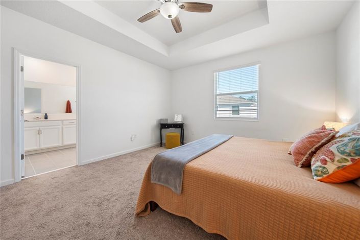 Image No.20-3 Bed Townhouse for sale