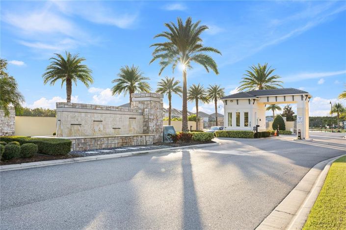 Image No.56-6 Bed Property for sale