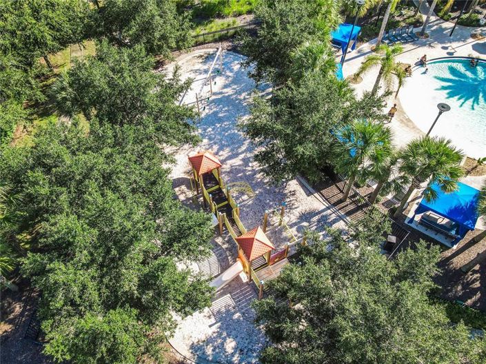 Image No.26-4 Bed Property for sale