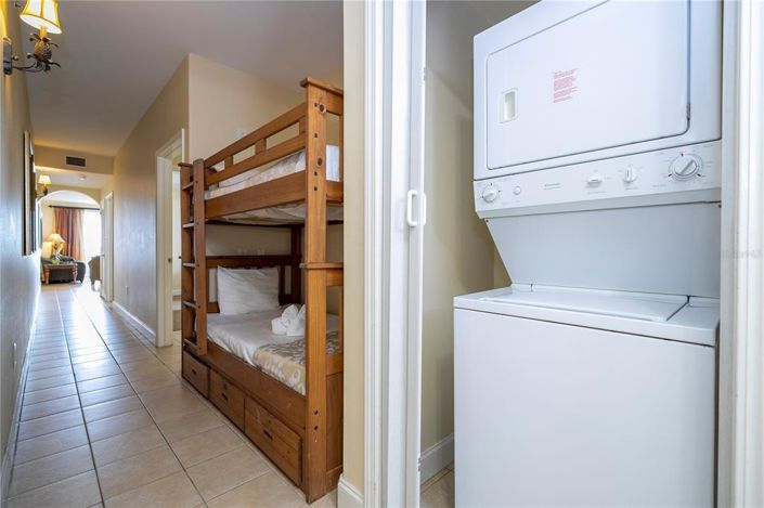 Image No.10-2 Bed Property for sale