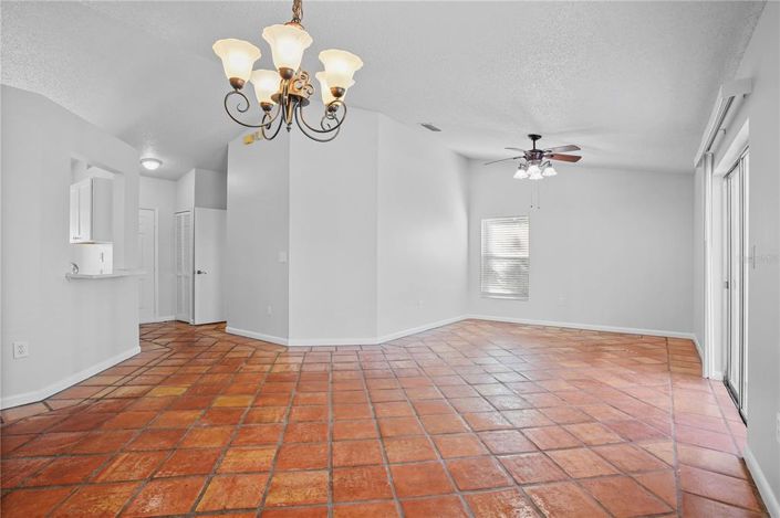 Image No.18-Propriété de 3 chambres à vendre à Clermont