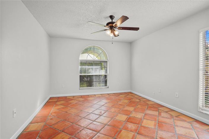 Image No.19-Propriété de 3 chambres à vendre à Clermont