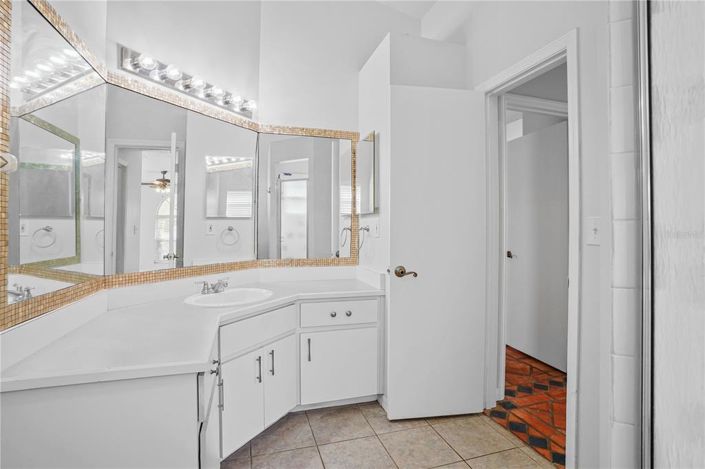 Image No.22-Propriété de 3 chambres à vendre à Clermont