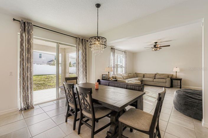 Image No.3-Propriété de 5 chambres à vendre à Davenport