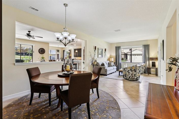 Image No.10-3 Bed Property for sale