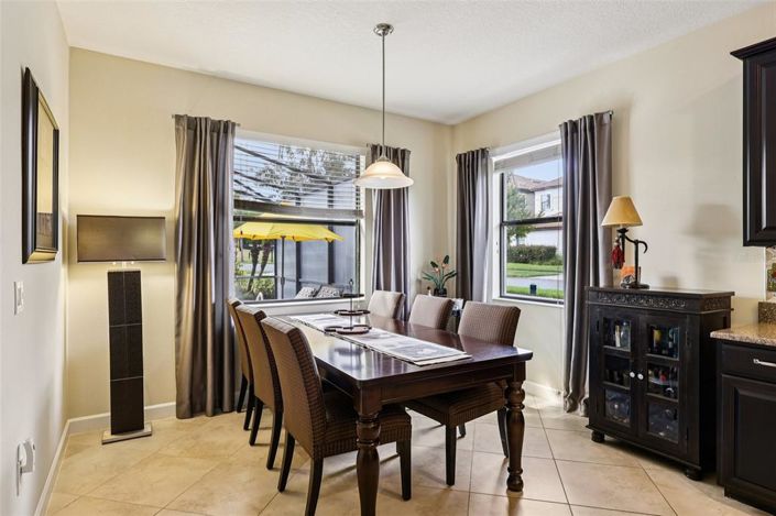 Image No.15-3 Bed Property for sale