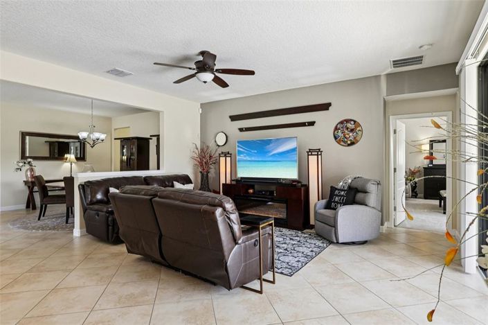 Image No.16-3 Bed Property for sale