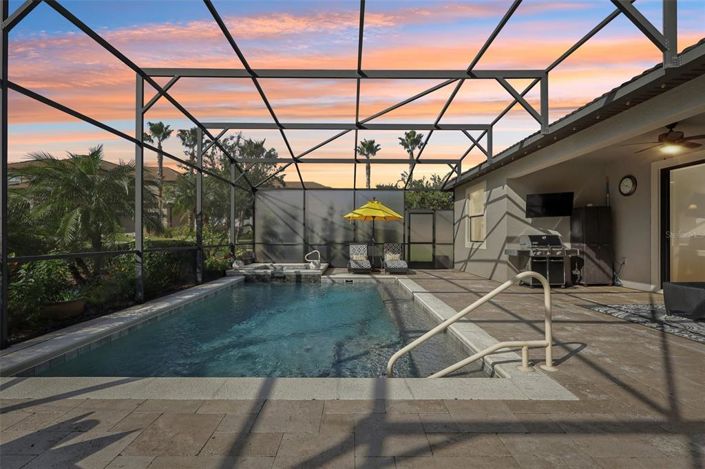 Image No.17-3 Bed Property for sale