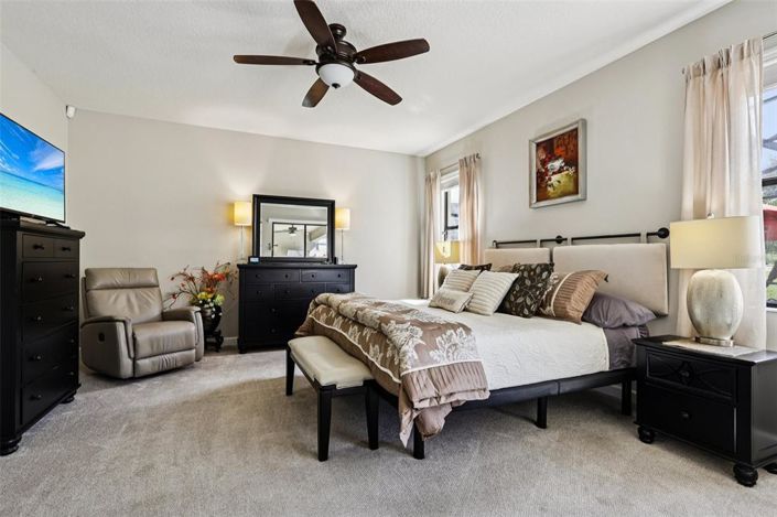 Image No.23-3 Bed Property for sale