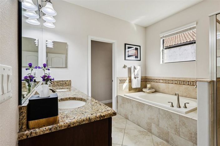 Image No.24-3 Bed Property for sale