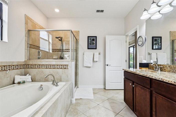 Image No.25-3 Bed Property for sale