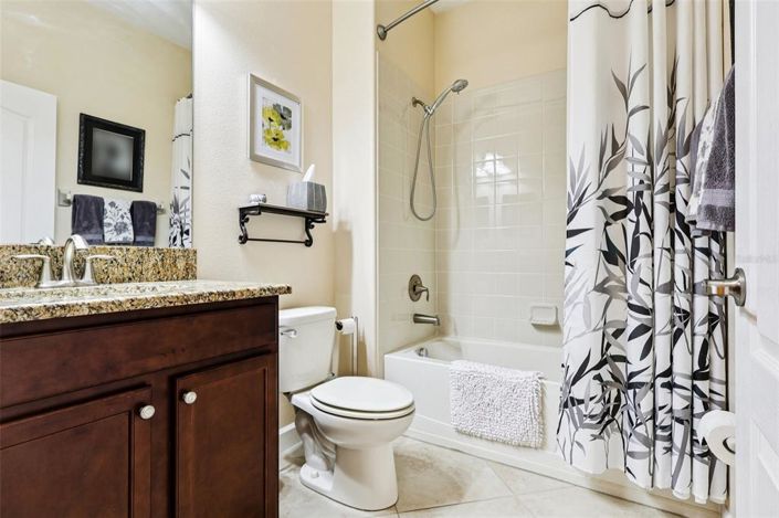 Image No.28-3 Bed Property for sale