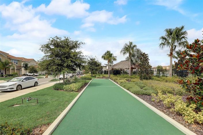 Image No.37-3 Bed Property for sale