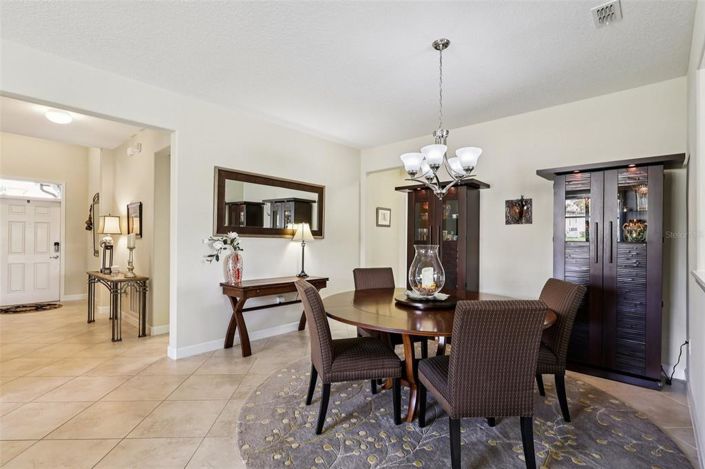 Image No.8-3 Bed Property for sale