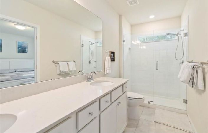 Image No.19-Propriété de 4 chambres à vendre à Clermont