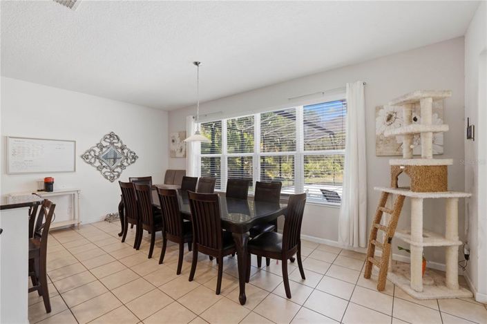 Image No.15-6 Bed Property for sale