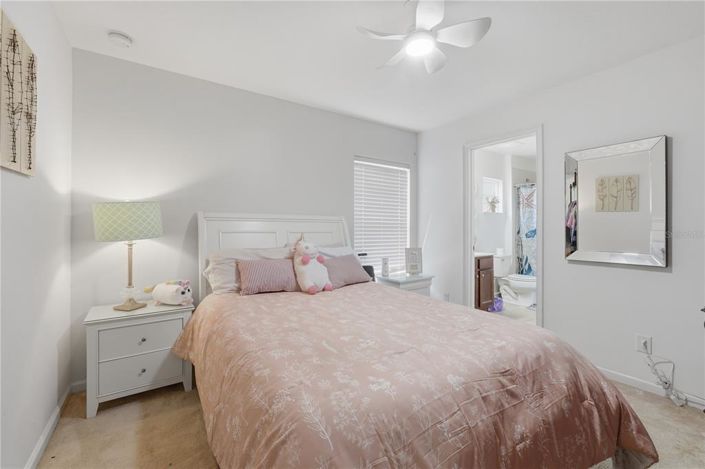 Image No.35-6 Bed Property for sale