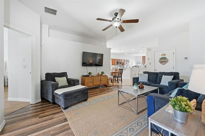 Image No.15-4 Bed Property for sale