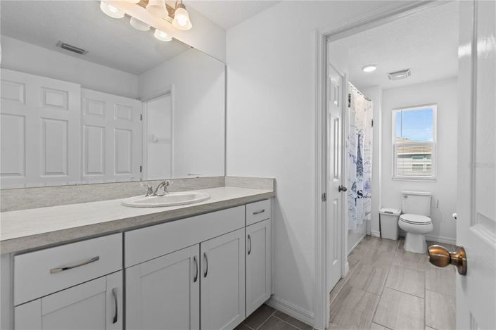 Image No.17-3 Bed Townhouse for sale