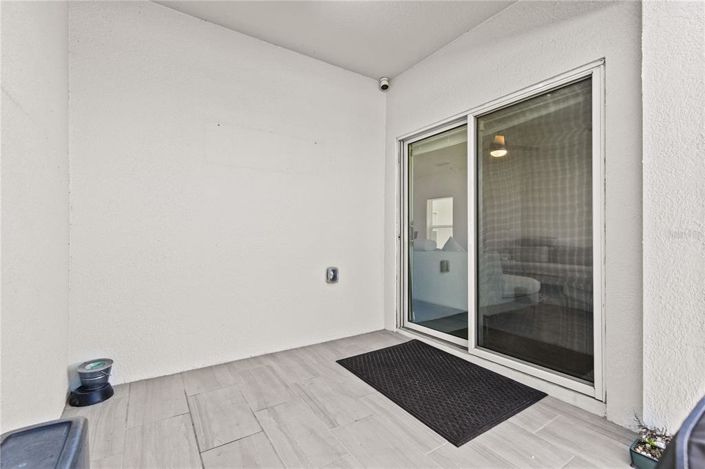 Image No.25-3 Bed Townhouse for sale