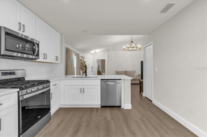 Image No.4-3 Bed Property for sale