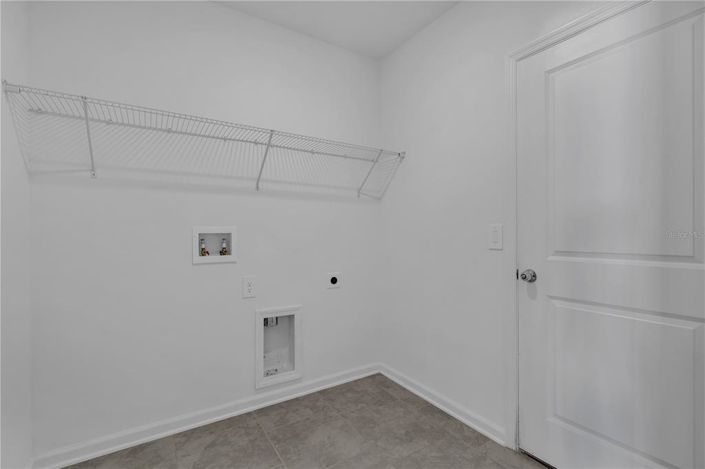 Image No.12-4 Bed Property for sale