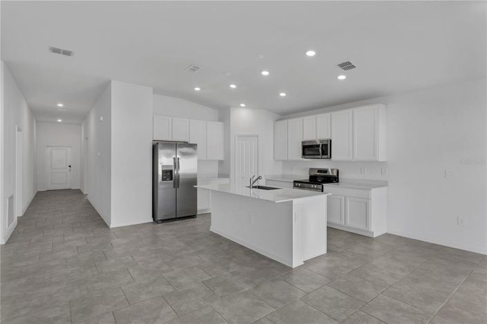 Image No.17-4 Bed Property for sale