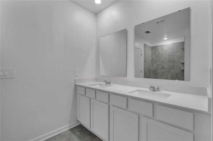 Image No.32-4 Bed Property for sale