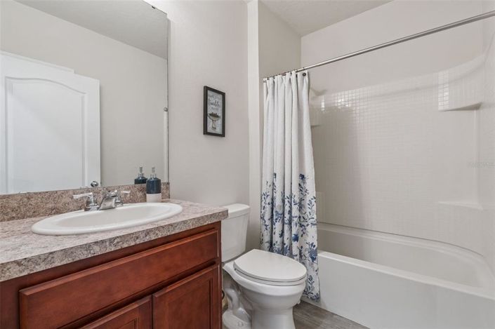 Image No.19-Propriété de 3 chambres à vendre à Clermont