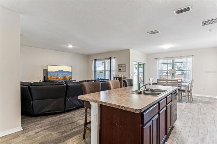 Image No.2-Propriété de 3 chambres à vendre à Clermont