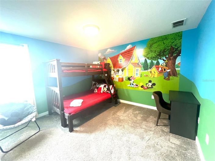 Image No.11-8 Bed Property for sale