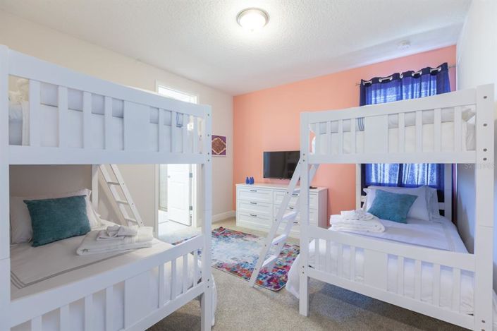 Image No.33-6 Bed Property for sale