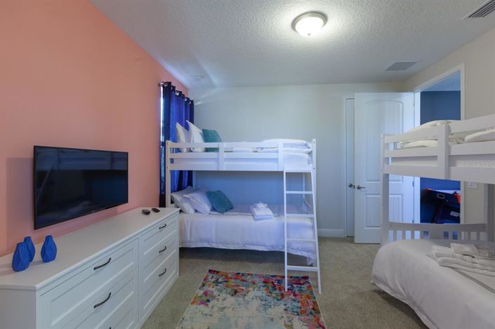 Image No.34-6 Bed Property for sale