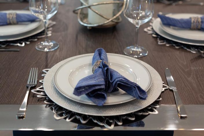 Image No.57-6 Bed Property for sale