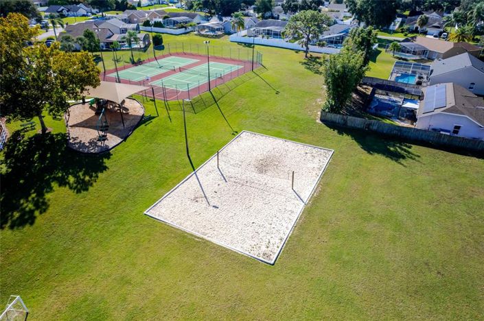 Image No.50-5 Bed Property for sale