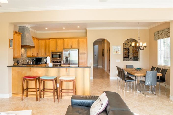 Image No.10-4 Bed Property for sale