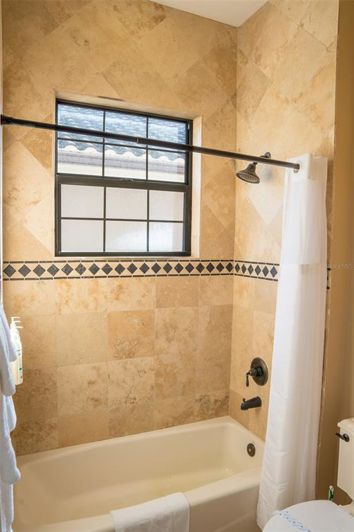 Image No.21-4 Bed Property for sale