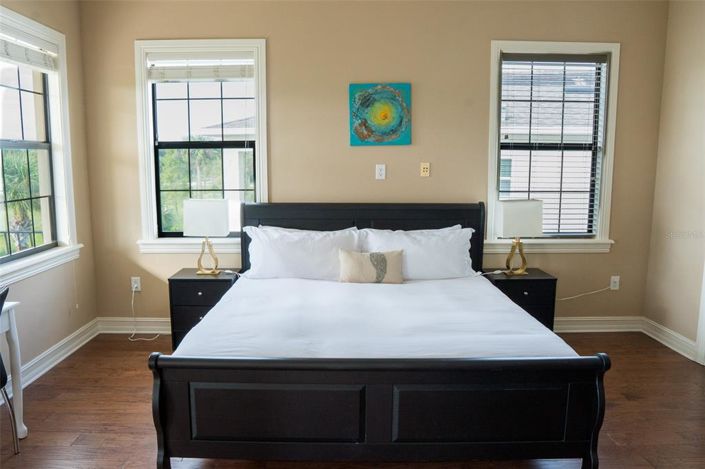 Image No.24-4 Bed Property for sale