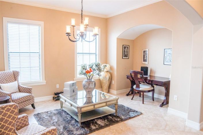 Image No.5-4 Bed Property for sale