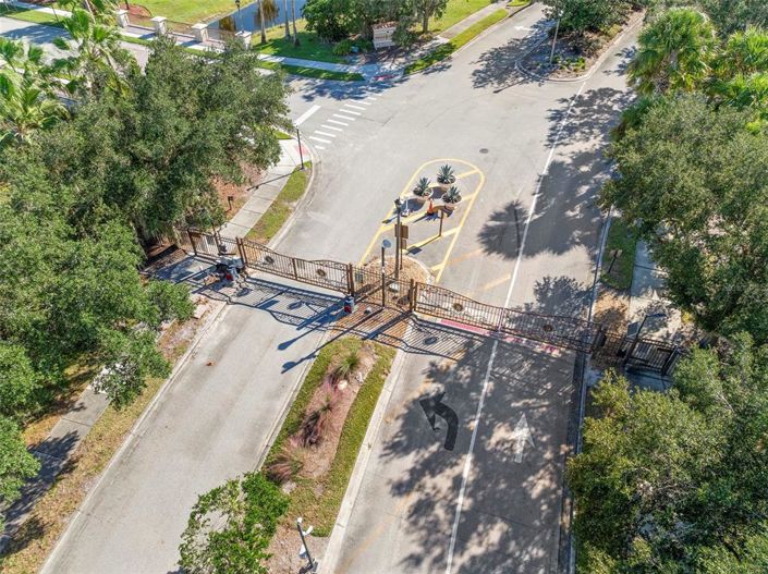 Image No.69-4 Bed Property for sale