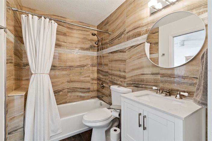 Image No.20-4 Bed Property for sale