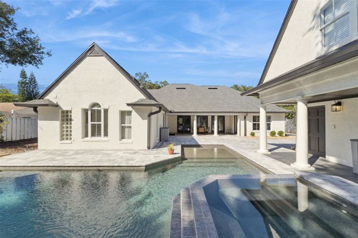 Image No.30-4 Bed Property for sale