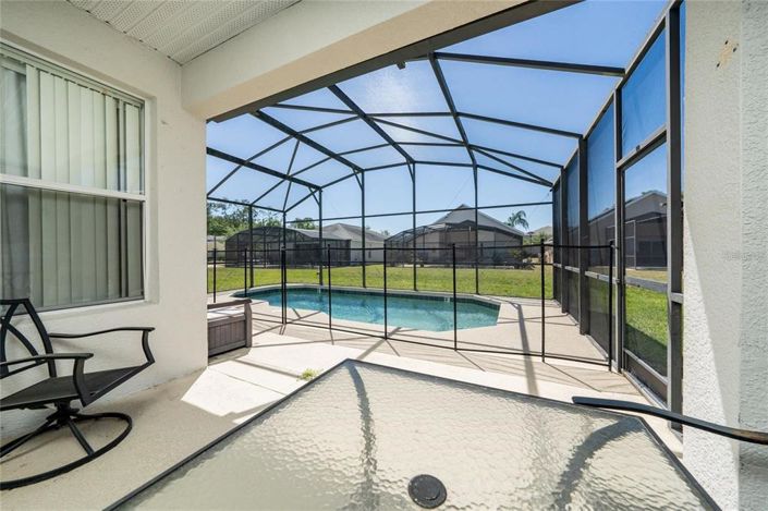 Image No.24-5 Bed Property for sale