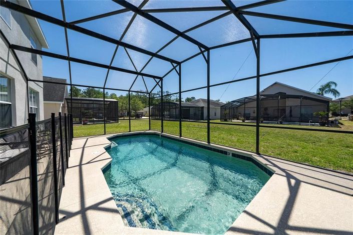 Image No.25-5 Bed Property for sale