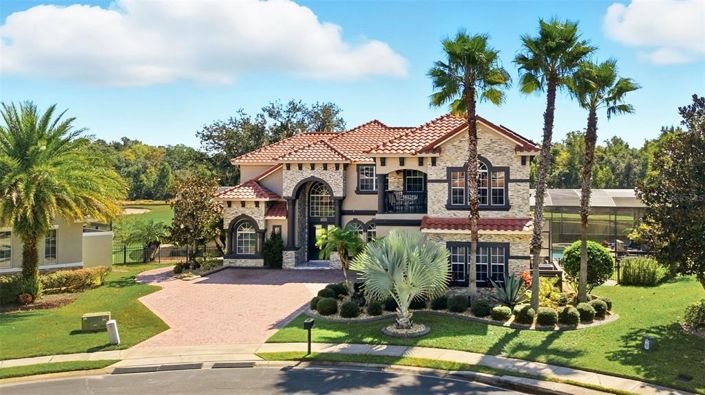 Image No.2-6 Bed Property for sale