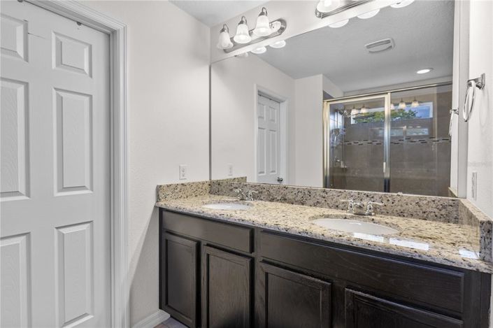 Image No.18-4 Bed Property for sale