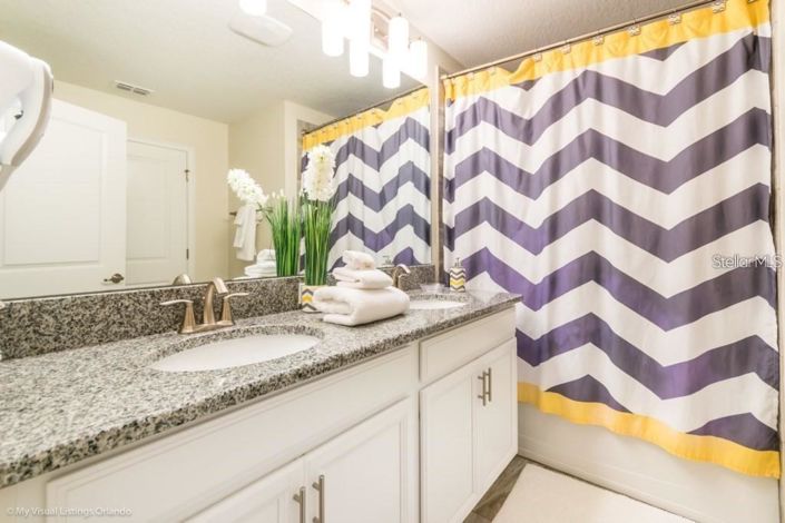 Image No.16-4 Bed Townhouse for sale